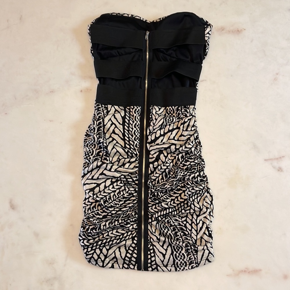 Dress - Picture 2 of 2